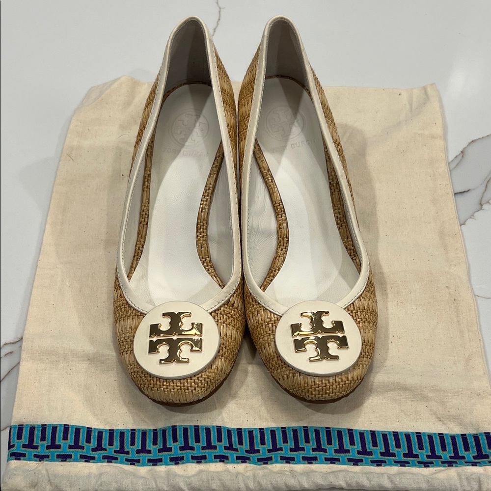 EUC Tory Burch Sally Raffia Straw Wedge Heels 8.5
